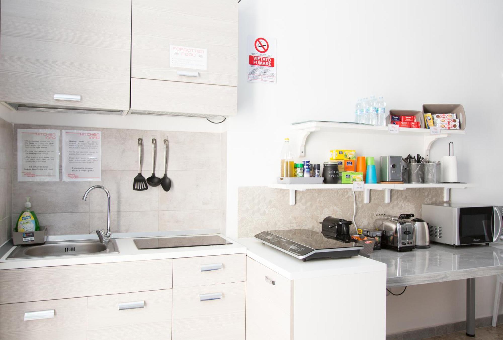 Guest House Turin Metro Young المظهر الخارجي الصورة