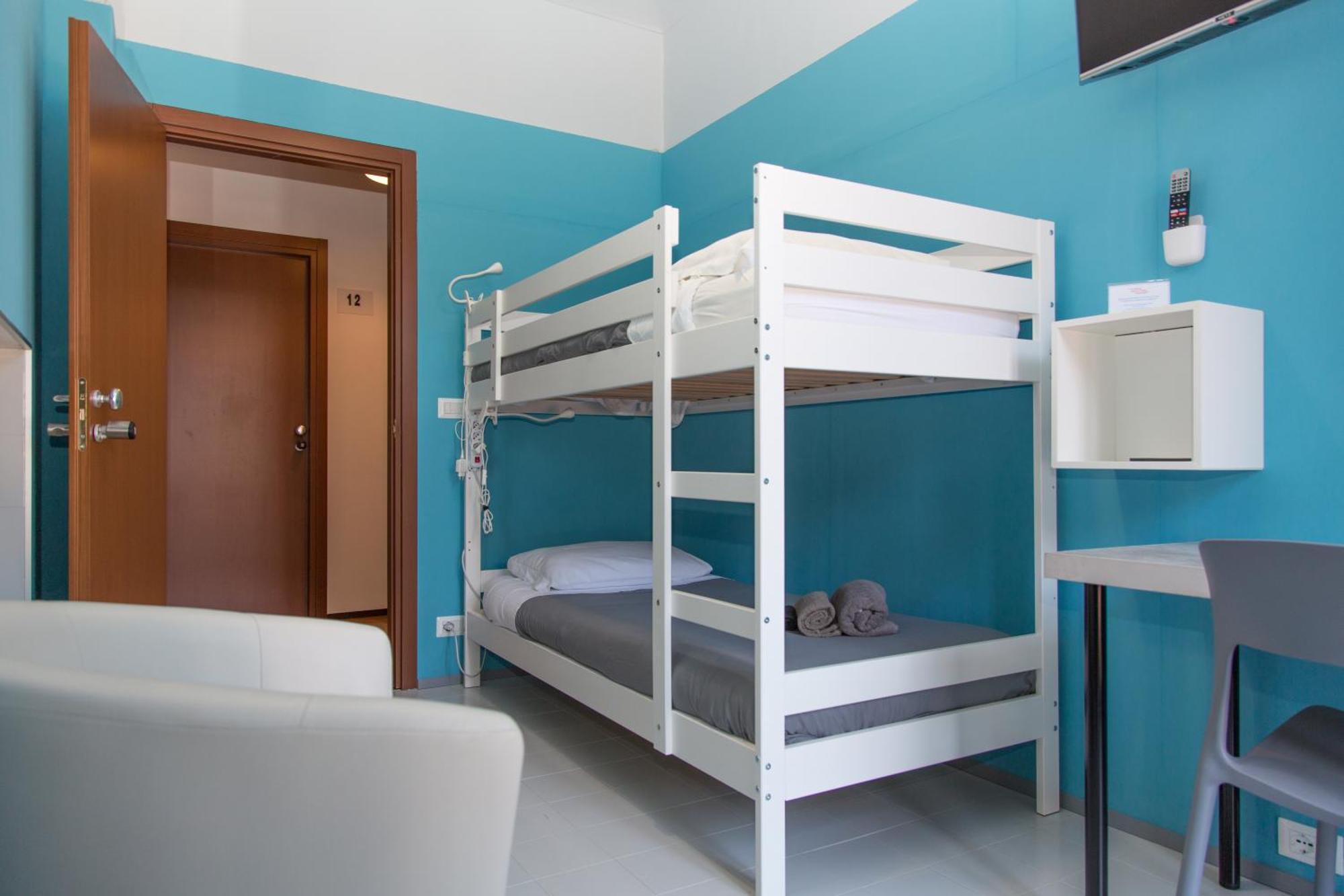 Guest House Turin Metro Young المظهر الخارجي الصورة