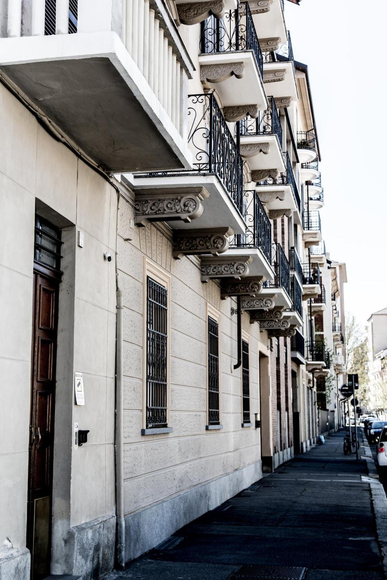 Guest House Turin Metro Young المظهر الخارجي الصورة